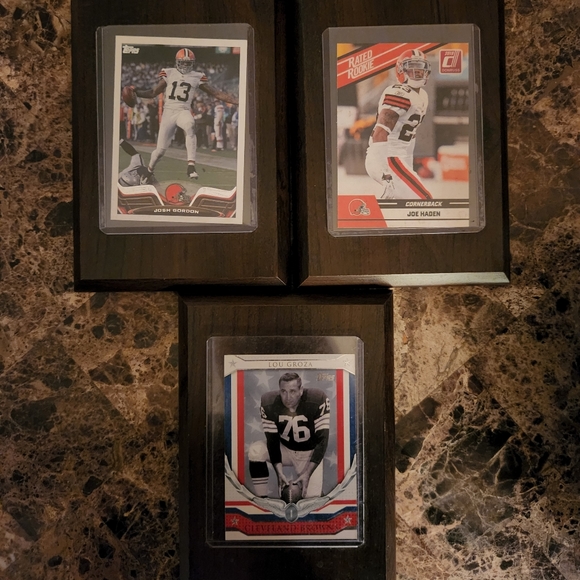 3 Cleveland Browns Football Cards - Picture 1 of 4